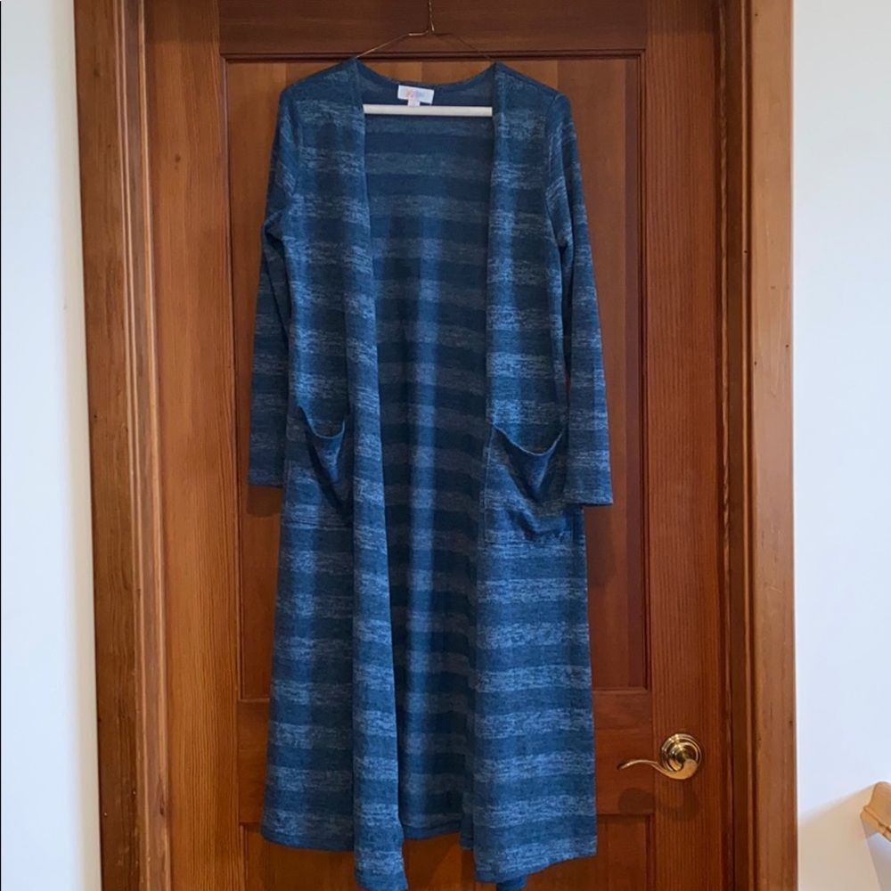 EUC LuLaRoe Sarah blue marle stripes sz Small